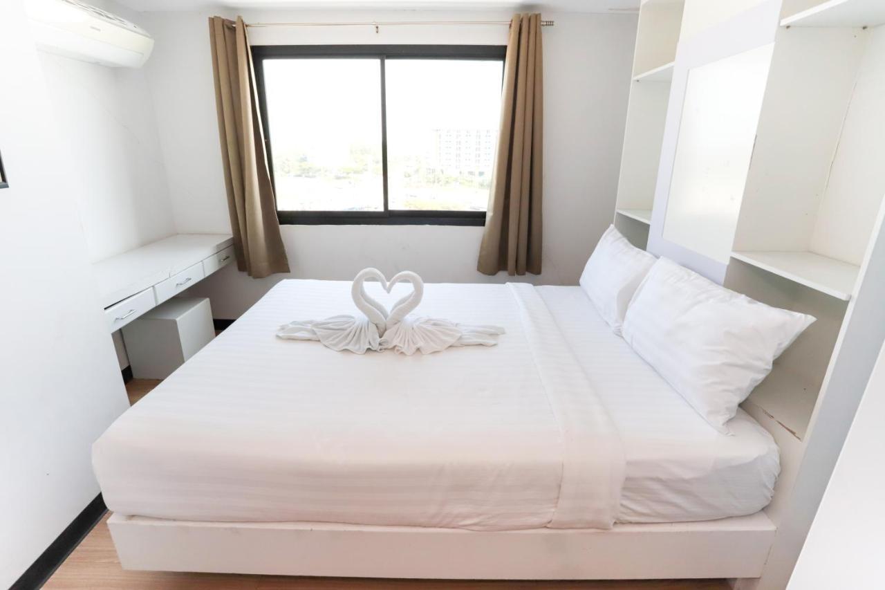C Tower Hotel Surat Thani Buitenkant foto